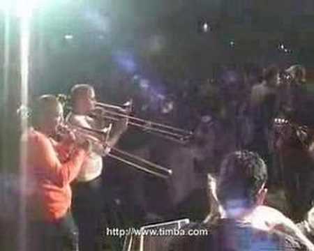 Mi salsa tiene sandunga - Orquesta Revé PERCUSSION