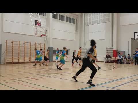 C-pojat Feeniks Basket vs Bc Nokia