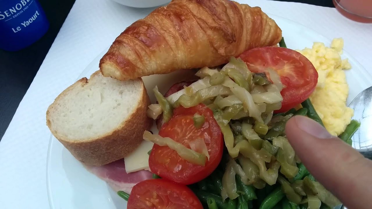 Breakfast at L'hotel evergreen - trip to Paris France by Geoffmobile