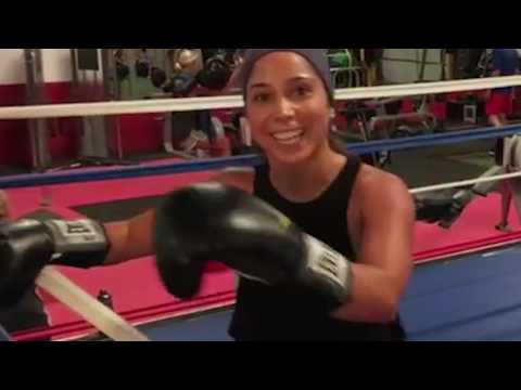 Intern Hugs vs. Sandra Vicente