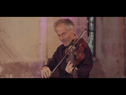 Garth Knox and  Ensemble Kimya play 'Passacaille' : viola d'amore, santoor, strings and percussion