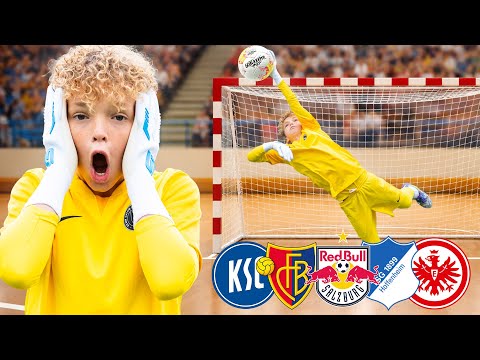 I'm presenting myself to Germany's best youth academies... 😱🔥 Can I impress them?! 😅🧤