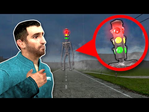 TRAFFIC LIGHT HEAD IS AFTER ME! - Garry's Mod Gameplay