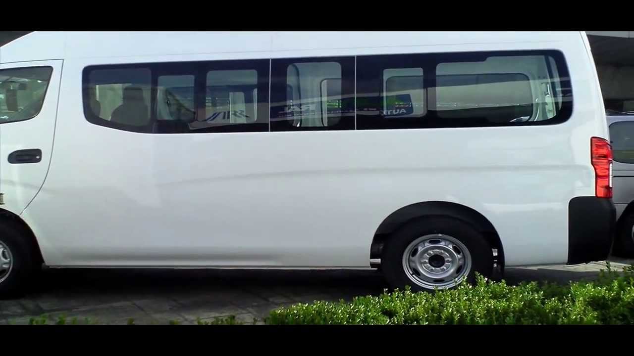 Impresionante Caminoneta NV350 URVAN color Blanco AUTO RAL