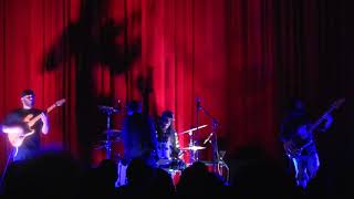 Glassjaw - My Conscience Weighs A Ton (Live 10-31-2017) New Song