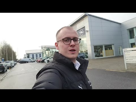 BMW M5 4.4 - Image 2