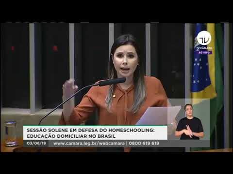 Caroline di Toni na Sessão solene em defesa do homeschooling no Brasil