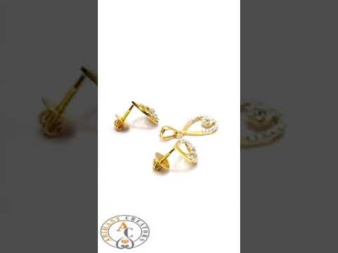 Arihant Creators : PS0004 1.10TCw Beautiful Diamond Pendant Set In 14K Yellow Gold