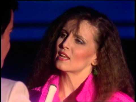 Dick Clark Interviews Deborah Allen- American Bandstand 1984