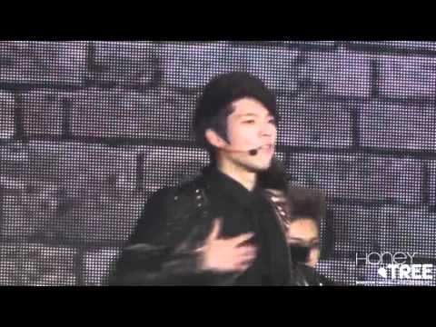 111229 SBS Gayo Daejun Paradise and Be Mine (Woohyun).mp4