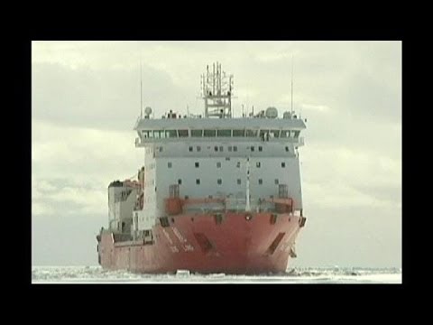 تحرير السفنية الروسية العالقة في القطب الجنوبي