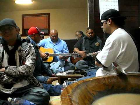 KALAPU FOFO'ANGA....'OFEINA 'EHE LANGI KOHAI HO 'O FALE MAAMA.