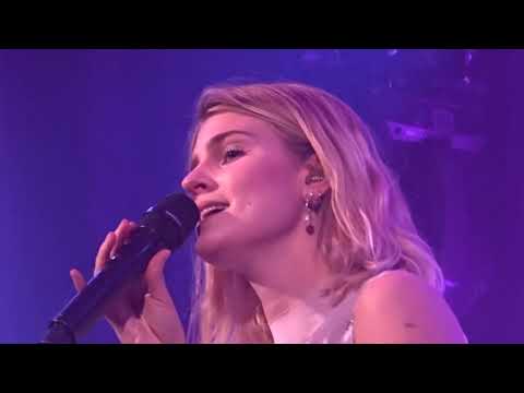 Emma Bale - Greedy / Cut Loose, Paradiso 26-10-2021
