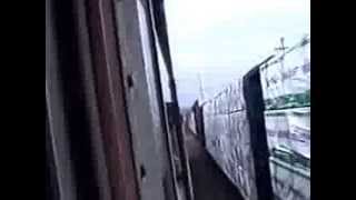 preview picture of video '2004 BNSF cab view of meet at Stevenson, Washington'