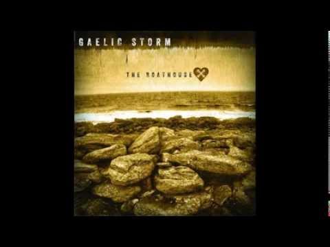 download lagu mp3 mp4 The Boathouse, download lagu The Boathouse gratis, unduh video klip The Boathouse