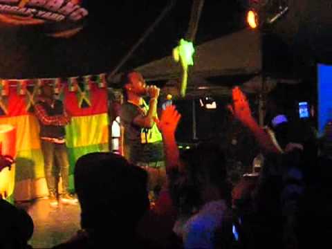 POPCAAN - ROMA - LIVE BIG BANG - 1 NOVEMBRE 2012