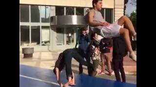 videos de risa  talento de acrobacias