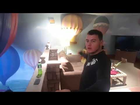 Hot Air Balloon Hotel - Kingston Ont.