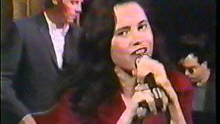 10,000 Maniacs - Headstrong
