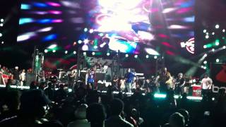 Rick Ross, Wale &amp; Jadakiss - 600 Benz (Live @ Hot 97 Summer Jam 2011)