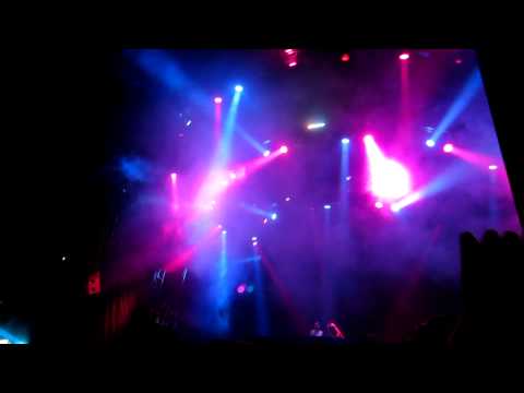 Calvin Harris- Calling- Lollapalooza 2012