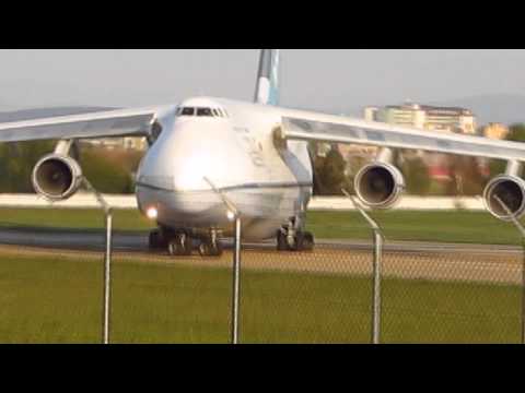 Antonov Poprad-Tatry 2015 /Full HD/