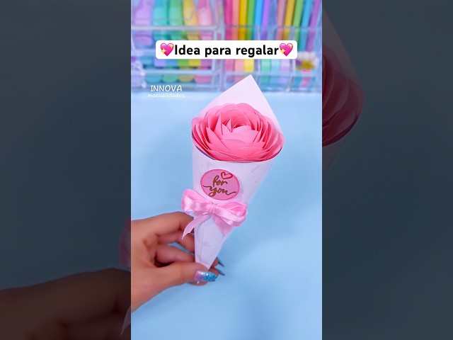 Vídeo relacionado con TOWARDSNAN Kits de ramos de flores de papel, suministros de manualidades para el día de la madre, suministros de manualidades con cinta y pajitas para ramos de papel para niños