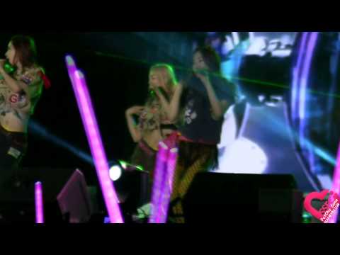 [Fancam] 130119 SNSD Hyoyeon - Hoot @ Dream KPop Fantasy Concert
