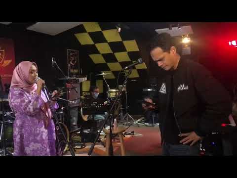 Ceritera Cinta - Lah Ahmad feat Liza Hanim