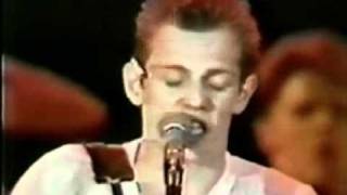 The Clash - Guns Of Brixton (Live 1983)