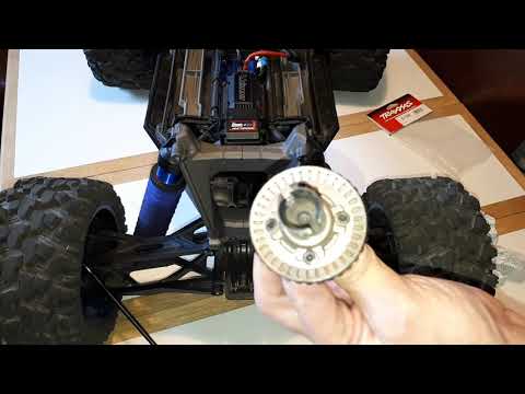 Traxxas X-Maxx rear differential ring gear and pinion replacement.