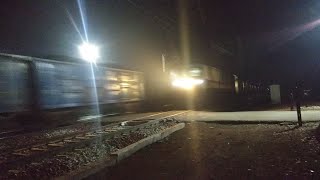 preview picture of video '11 in 1 train compilation amidst mega congestion in NCR!!!'