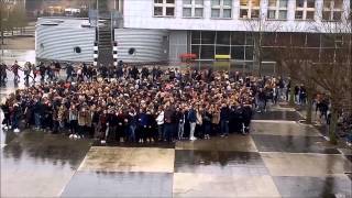 preview picture of video 'Lycée Arthur Rimbaud (Sin-le-Noble) rend hommage à Charlie Hebdo'