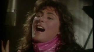 Laura Branigan - Solitaire