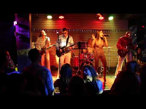 Disco Fever Live band - I will survive (Gloria Gaynor cover)