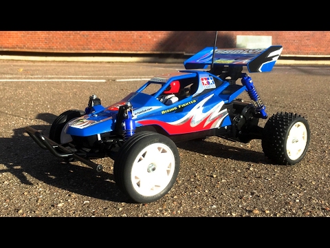 BUiLDiNG the Tamiya Rising Fighter (Grasshopper II) 2WD 1/10 Assembly Kit #58416 (Part 2)
