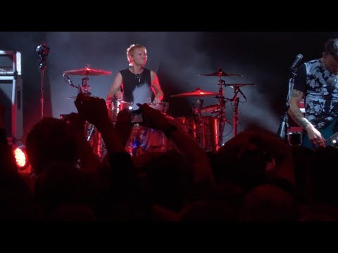 Muse - Easily (LIVE DEBUT) - 19/08/2017 London, O2 Shepherd's Bush Empire