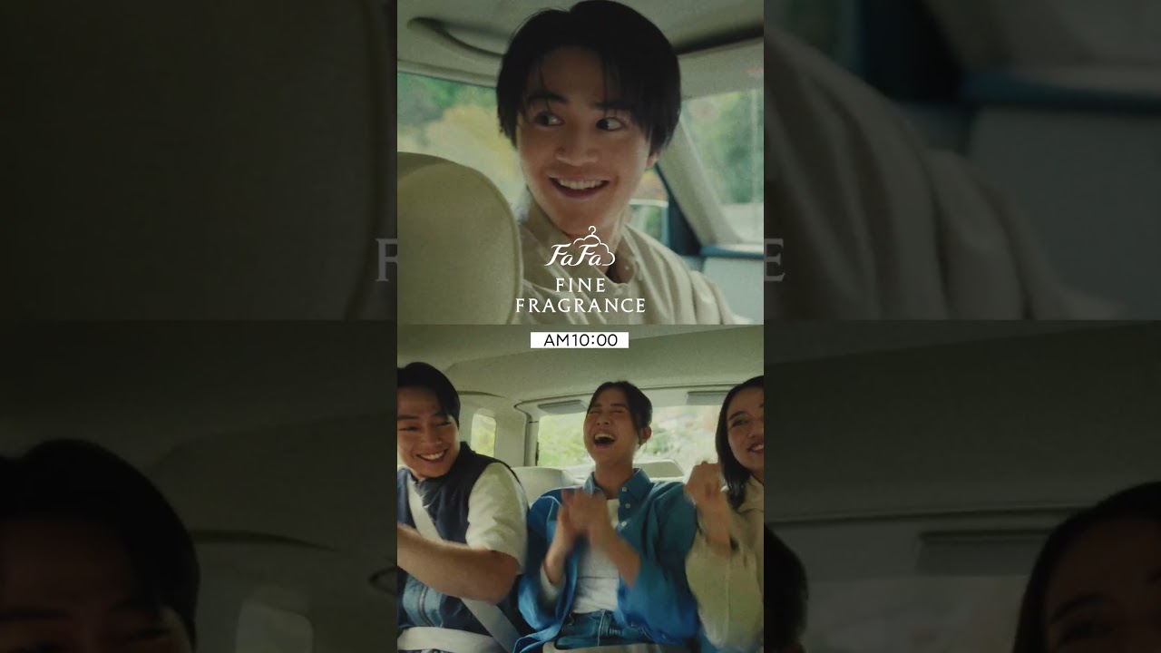 AM 10：00 移動の車中この距離感、香りもちょうどいい。