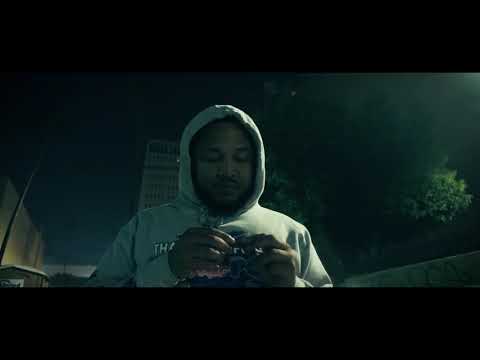 Big Boss Dee -  4 Nights