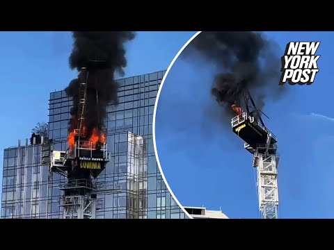 États-Unis: une grue en flammes s’effondre à New York (VIDEO)