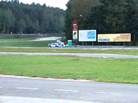 Subaru na torze w Miedzianej Górze