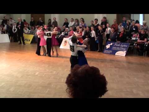 Dzintarlase 2011 Harijs Vīksna - Vendija Belousova 1.4fin waltz.mpg