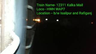 preview picture of video '12311 kalka mail with Utkrist coaches  xing 13347 Palamu Express'