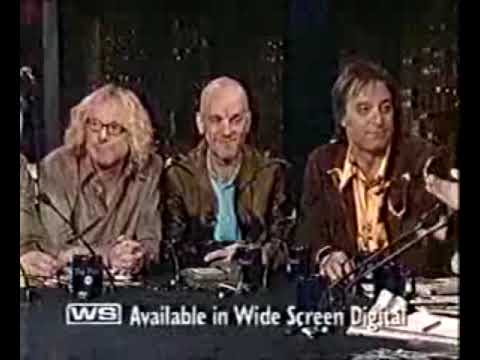 R.E.M. 2001-05-30 - 'The Panel', Network Ten, Melbourne, Australia (Interview & “I’ve Been High”)