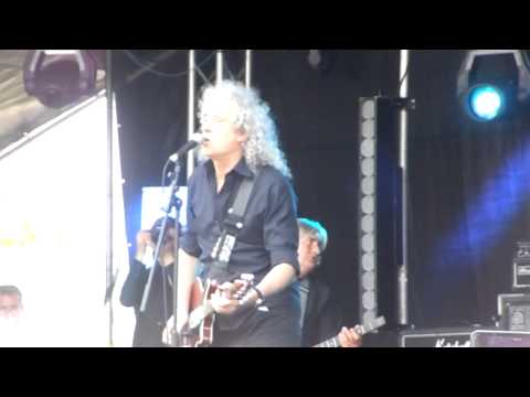 Brian May and The Troggs - Wild Thing - Wildlife Rocks 2014
