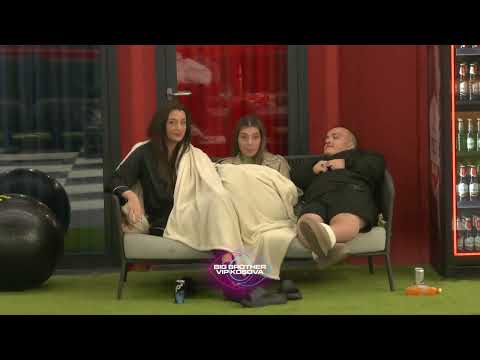 Lela e fton t'i bashkohet, Driloni me një përgjigje ngacmuese