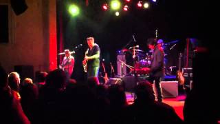 Jason Isbell &amp; The 400 Unit &quot;Heart On A String&quot; 11-23-12 At