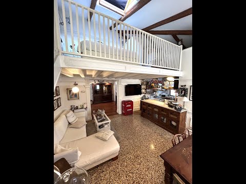 VENEZIA CITTA' - ELEGANTE APPARTAMENTO IN VENDITA - ZONA CAMPO SAN POLO