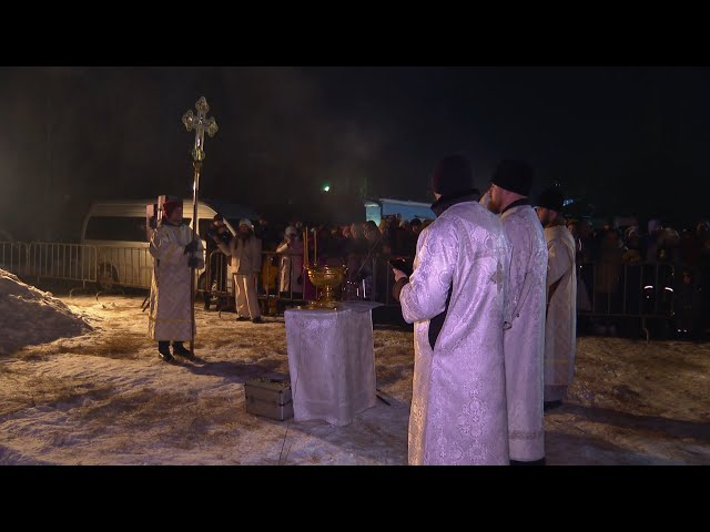 Православные христиане отметили Крещение Господне