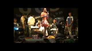 Download lagu UGS Yusnia Topeng Dewa mp3 Download lagu UGS Yusnia Topeng Dewa mp3